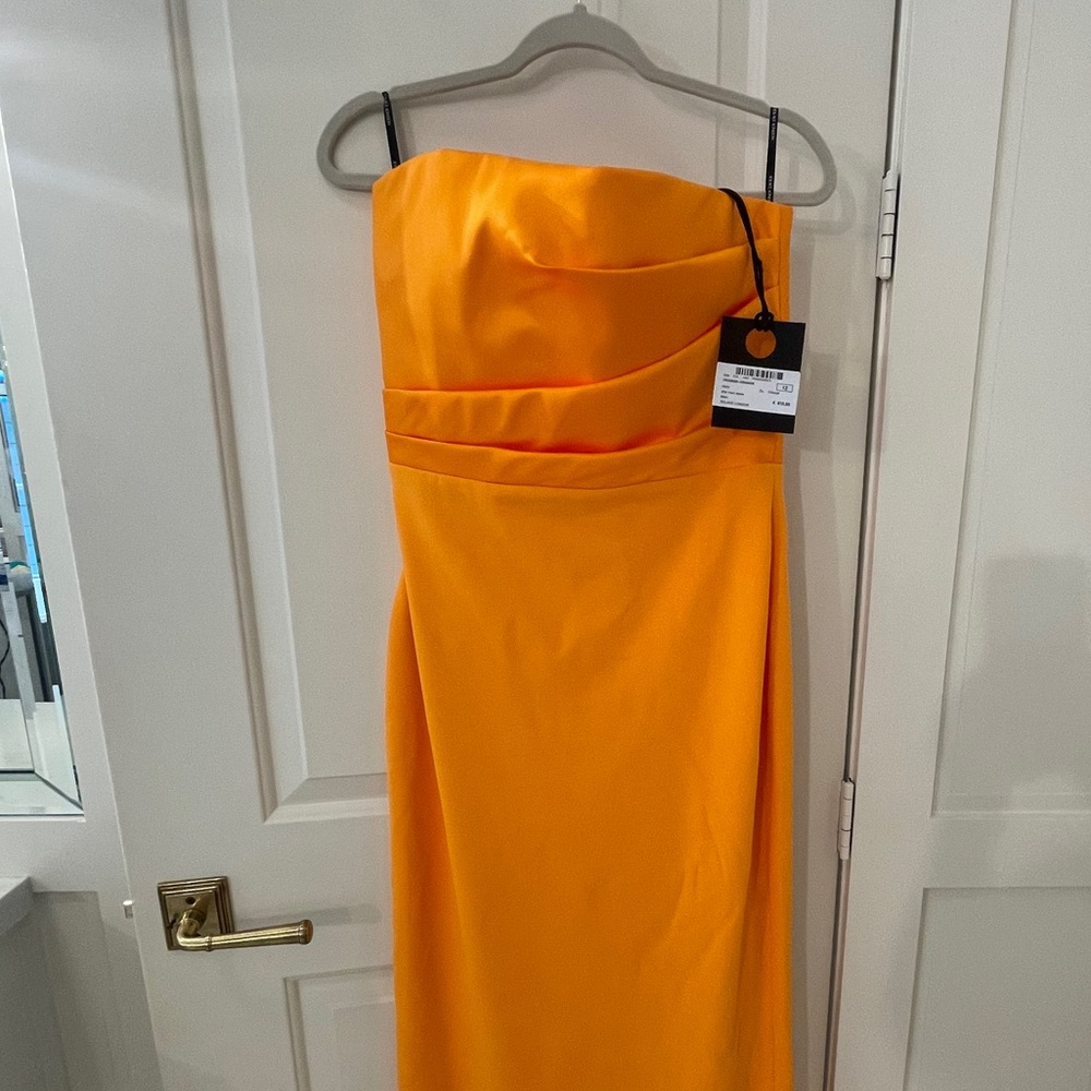 NWT! SOLACE LONDON ABITO AFRA MAXI DRESS IN ORANGE!